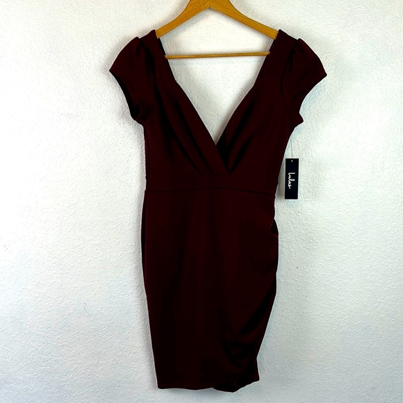 NWT Lulu’s faux wrap ruched skirt merlot dress M - Picture 2 of 8